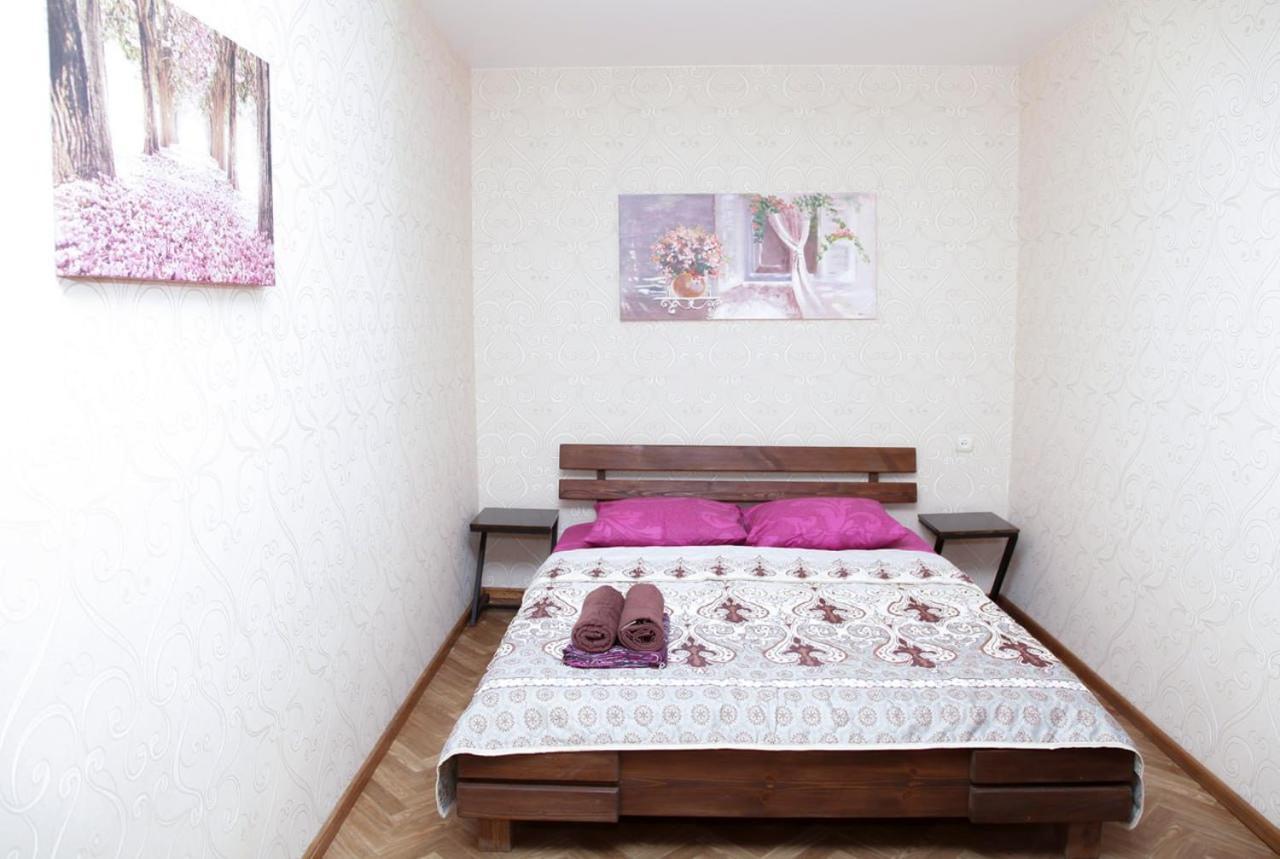Apartments On Yavornitsky Av. Dnyipropetrovszk Kültér fotó